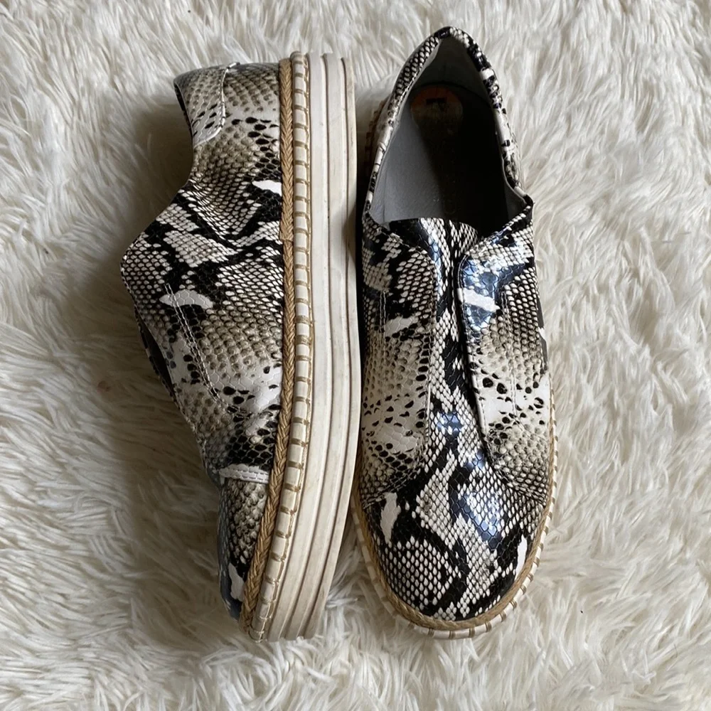 J Slides Black White Python Print Slip On Espadrille Sneakers Size 7